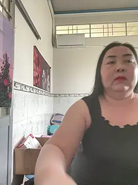 Snapshot of NDith chatting on 02.03.26 NDith online show from 02.03.26