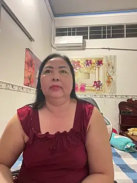 Snapshot of NDith chatting on 02.19.26 NDith online show from 02.19.26