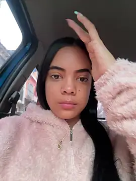 Snapshot of NAUGHTY_LITTLE_18 chatting on 02.01.26 NAUGHTY LITTLE 18 online show from 02.01.26