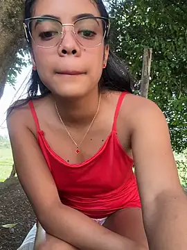 Snapshot of NAUGHTY_LITTLE_18 chatting on 03.04.26 NAUGHTY LITTLE 18 online show from 03.04.26