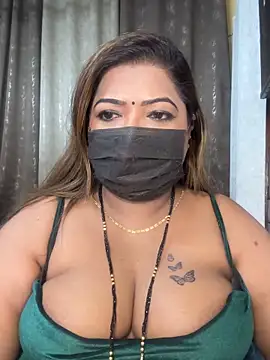 Snapshot of Oh-Monika chatting on 02.19.26 Oh-Monika online show from 02.19.26