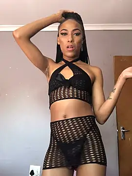 Snapshot of Kylie_Hairy_Bbc chatting on 07.17.26 Kylie Hairy Bbc online show from 07.17.26