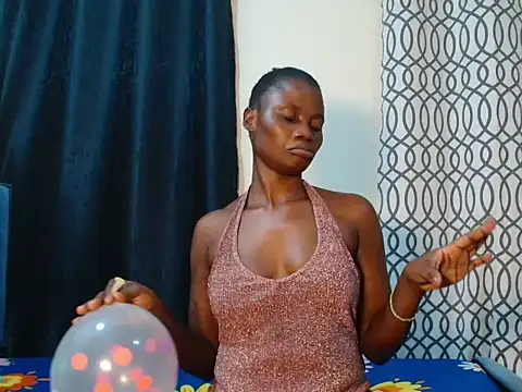 Snapshot of Pendo_ chatting on 03.10.25 Pendo online show from 03.10.25