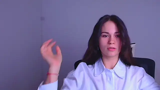 Loon Amore online show from 01.04.25