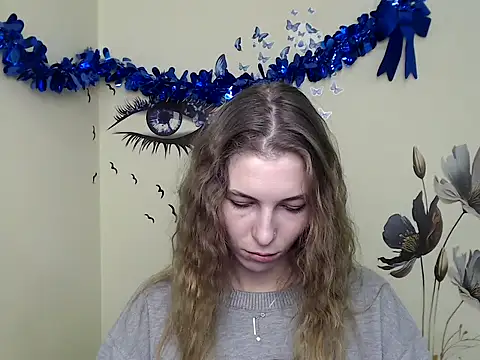 Snapshot of StrangerGi chatting on 01.17.25 StrangerGi online show from 01.17.25