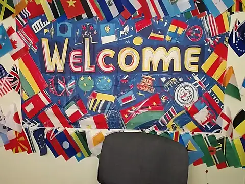 Snapshot of StrangerGi chatting on 10.27.25 StrangerGi online show from 10.27.25