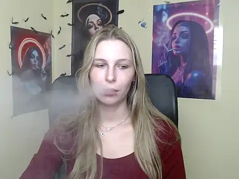 Snapshot of StrangerGi chatting on 05.20.26 StrangerGi online show from 05.20.26