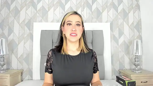 anais cooper online show from 02.05.25