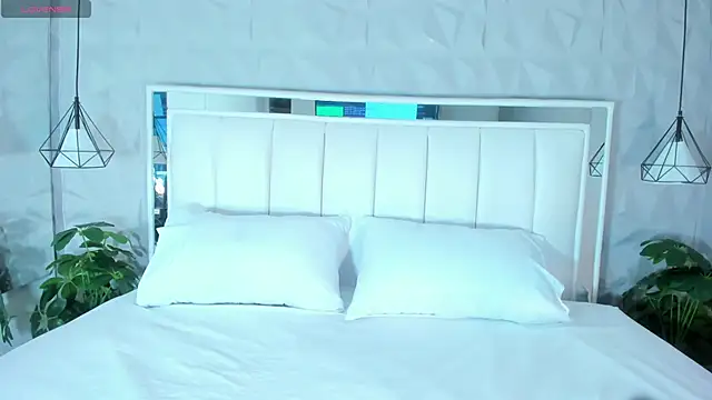 CailynBrowm online show from 02.07.25