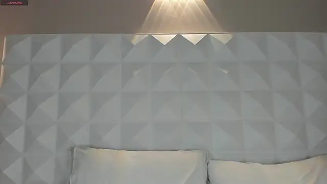 CailynBrowm online show from 02.23.25