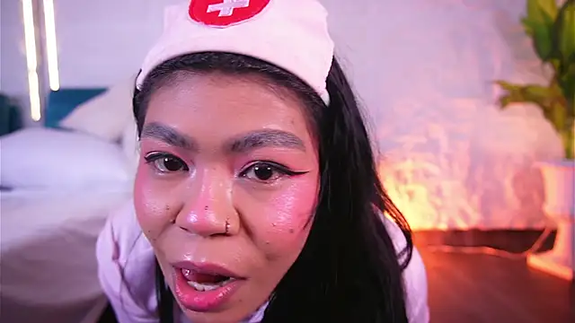 CailynBrowm online show from 04.10.26