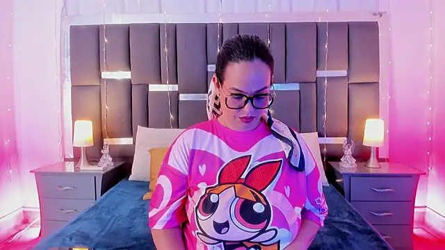 Snapshot of talivega chatting on 01.18.26 talivega online show from 01.18.26