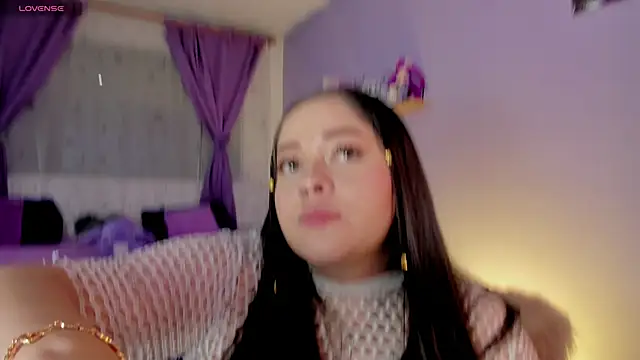 Snapshot of dennisbonnet_ chatting on 01.16.25 dennisbonnet online show from 01.16.25