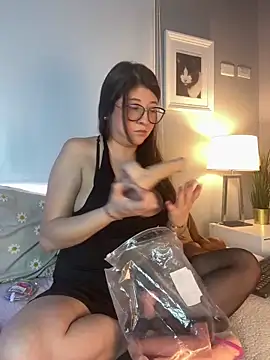 Snapshot of hannaasweet chatting on 02.11.25 hannaasweet online show from 02.11.25