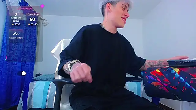 Snapshot of thiagomurphyy chatting on 12.18.24 thiagomurphyy online show from 12.18.24