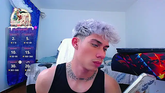 Snapshot of thiagomurphyy chatting on 12.27.24 thiagomurphyy online show from 12.27.24