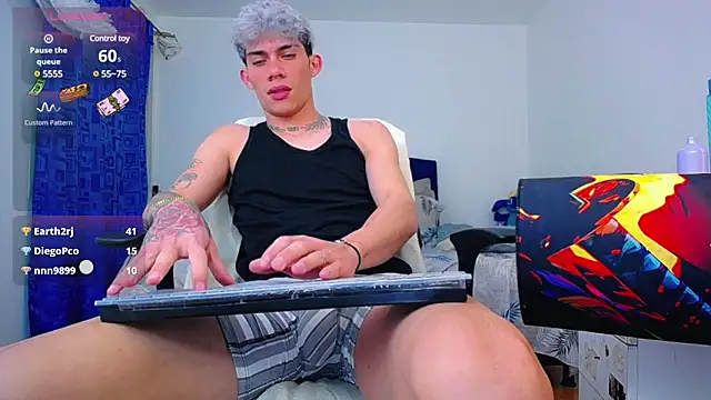 Snapshot of thiagomurphyy chatting on 01.11.25 thiagomurphyy online show from 01.11.25