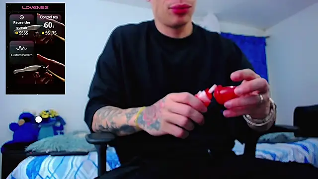 Snapshot of thiagomurphyy chatting on 02.26.25 thiagomurphyy online show from 02.26.25