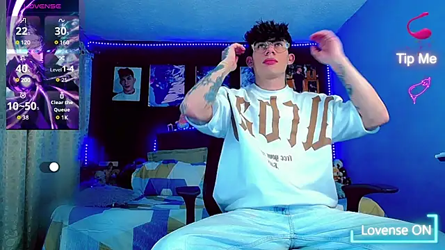 Snapshot of thiagomurphyy chatting on 11.23.25 thiagomurphyy online show from 11.23.25