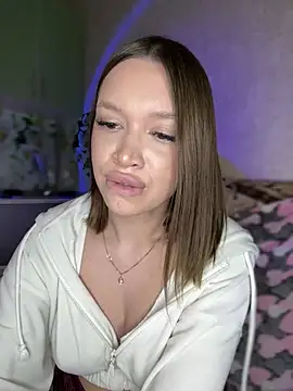 Snapshot of bunnyrich chatting on 02.01.25 bunnyrich online show from 02.01.25