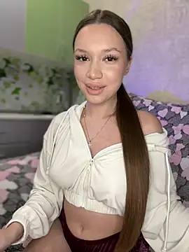 Snapshot of bunnyrich chatting on 02.20.25 bunnyrich online show from 02.20.25