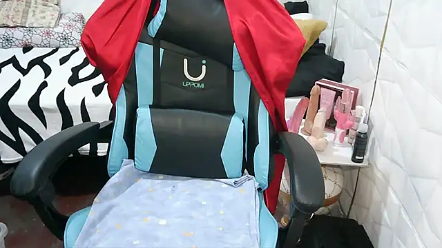 Mendoza Amaranata online show from 01.17.25