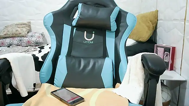 Mendoza Amaranata online show from 02.11.25