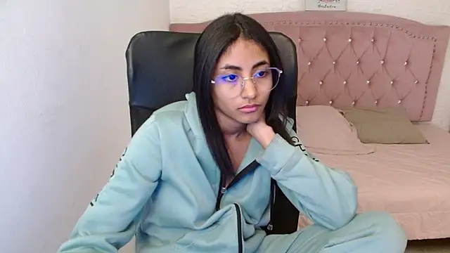 shaneelle online show from 02.18.25