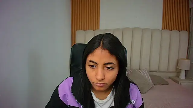 Snapshot of shaneelle chatting on 02.26.26 shaneelle online show from 02.26.26