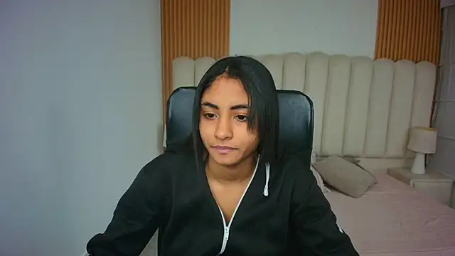 Snapshot of shaneelle chatting on 03.02.26 shaneelle online show from 03.02.26