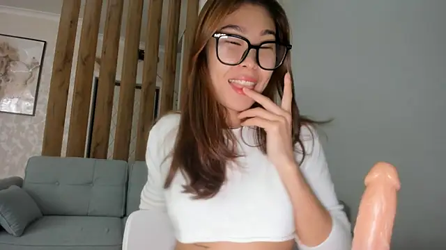 Yukisans online show from 10.01.25