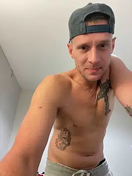 Camcam21 online show from 11.06.25