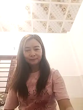 Sexy-ladyboobs20 online show from 03.04.25