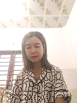 Sexy-ladyboobs20 online show from 11.03.25