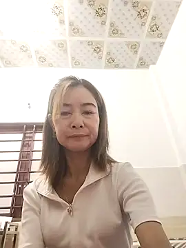 Sexy-ladyboobs20 online show from 11.16.25