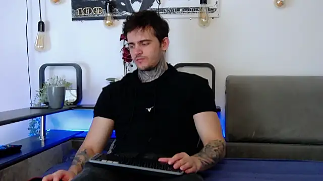 CarterCole online show from 03.06.25