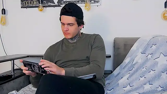 CarterCole online show from 01.10.26