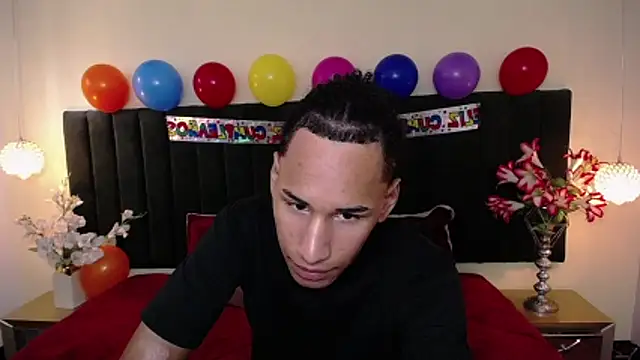 Snapshot of soft_attraction chatting on 11.10.25 soft attraction online show from 11.10.25