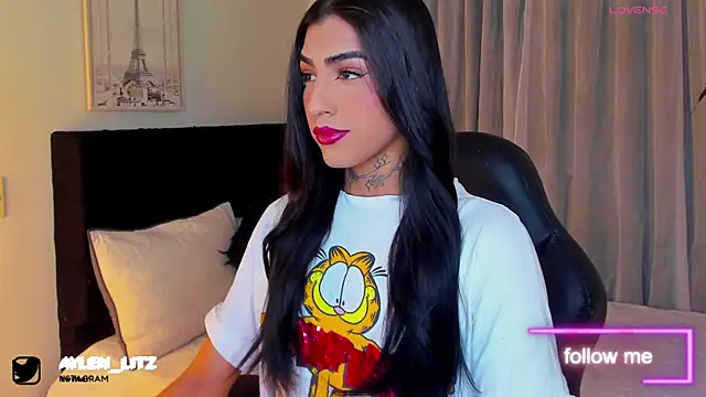 Snapshot of litz81 chatting on 09.16.25 litz81 online show from 09.16.25