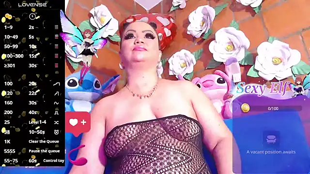 Snapshot of IngritBitch chatting on 02.06.25 IngritBitch online show from 02.06.25