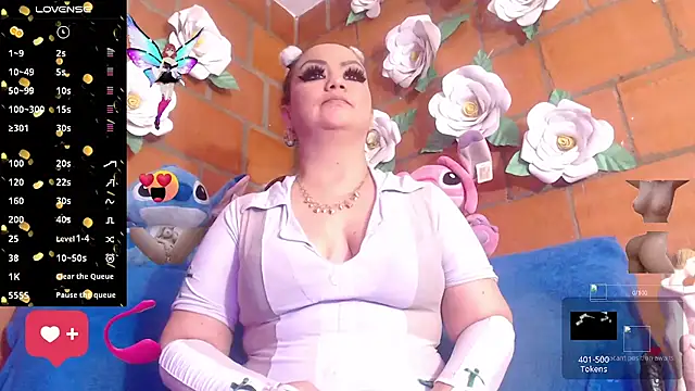 Snapshot of IngritBitch chatting on 10.19.25 IngritBitch online show from 10.19.25