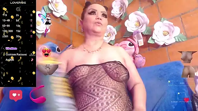 Snapshot of IngritBitch chatting on 10.25.25 IngritBitch online show from 10.25.25