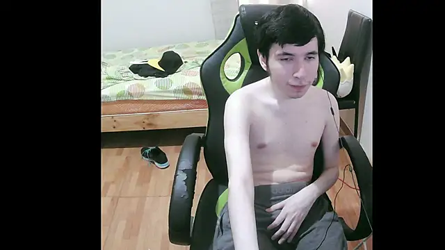 Twink martinboy online show from 02.03.25