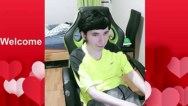 Snapshot of Twink_martinboy chatting on 02.02.26 Twink martinboy online show from 02.02.26