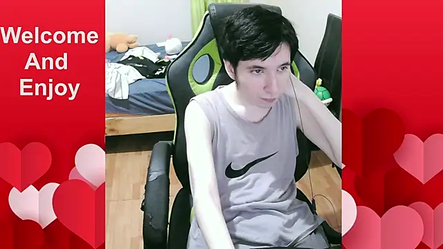 Twink martinboy online show from 04.25.26