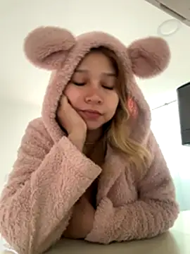 -SofiaCastillo- online show from 11.28.25