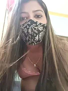 Snapshot of SANAYA_ROY chatting on 03.04.25 SANAYA ROY online show from 03.04.25