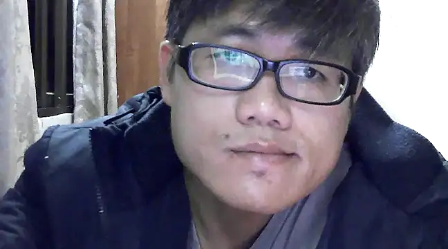 Snapshot of findagirlfriend chatting on 12.10.24 findagirlfriend online show from 12.10.24