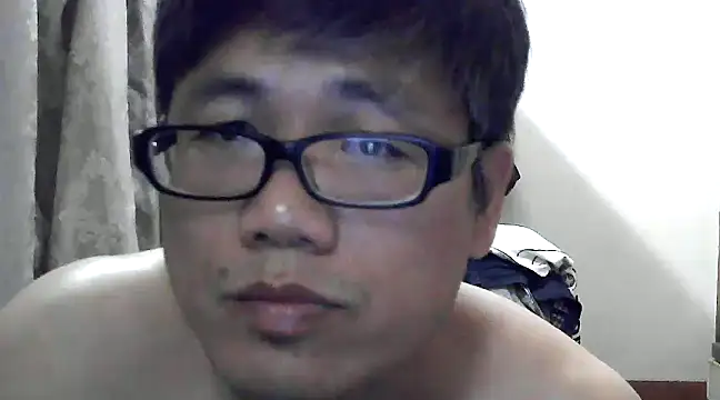 Snapshot of findagirlfriend chatting on 12.10.24 findagirlfriend online show from 12.10.24