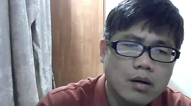 Snapshot of findagirlfriend chatting on 01.04.25 findagirlfriend online show from 01.04.25